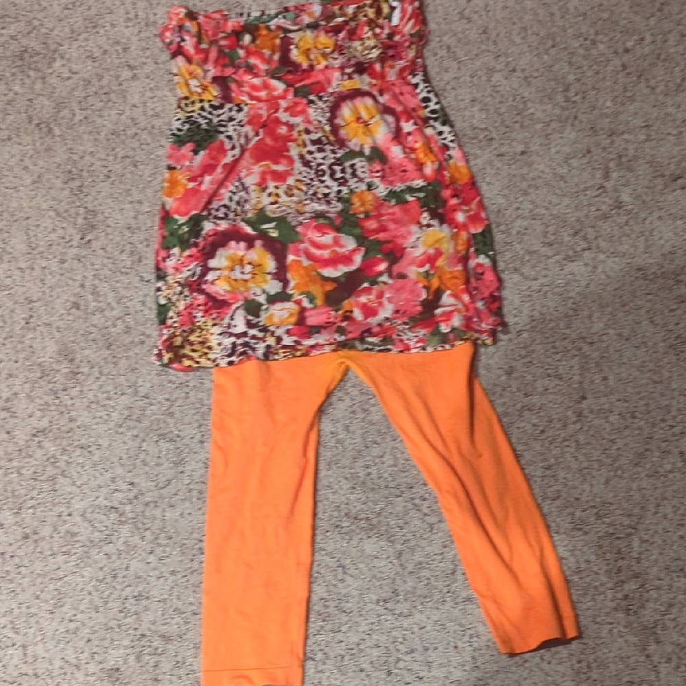 Floral Print Tube Top with Orange Pants Capri Leggings